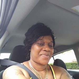 Meet your Posher, Yuette